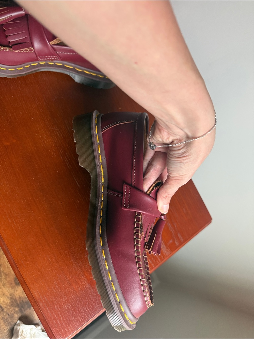 Doc Marten Ladies 9/Men’s 8 Tassel Loafers in Burgundy - Picture 9 of 10